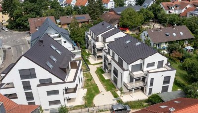 Sofort beziehbare, stilvolle Maisonette-Wohnung im Dachgeschoss- und Dachspitz!