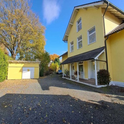 **Attraktives, vollständig renoviertes Einfamilienhaus mit großem Potenzial in Marktschorgast**