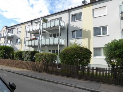 Helle 3-Zimmer Wohnung mit Balkon in Augsburg-Hochzoll