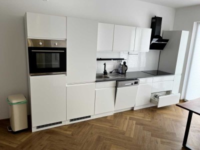 4-Zimmer-Penthouse mit großer Dachterrasse und TG-Platz