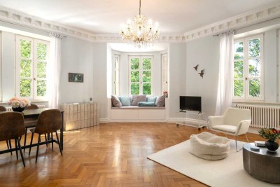 Zum Kauf -  prachtvolle Wohnung im Einzeldenkmal mit Sonnenterrasse