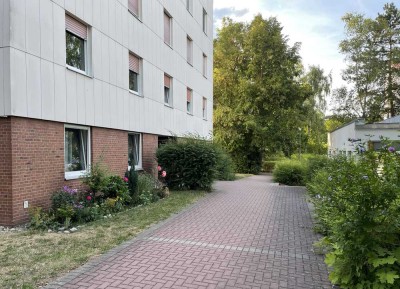 Großzügige und gepflegte 4 Zimmer Wohnung in ruhiger Parkanlage in Nürnberg