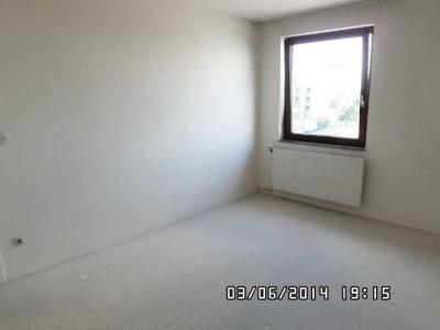 Attraktive, modernisierte 2-Zimmer-Wohnung mit gehobener Innenausstattung in Bremen