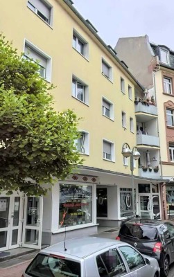 Praktisch geschnittene 2-ZW in Alt-Rödelheim | 1. OG