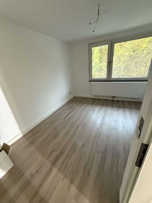 Helle, sanierte 3-Zimmer-Wohnung – Ab November bezugsfrei