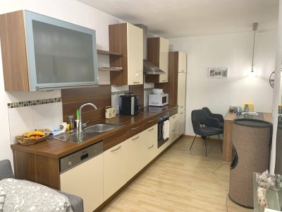 Gepflegte 2-Zimmer-Etagenwohnung im 6. Stock mit Balkon