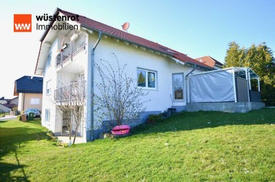 +++ NEUwertige Gartenwohnung mit Süd-Terrasse, Gärtchen und 2 Stellplätzen zum sofortigen Einzug +++