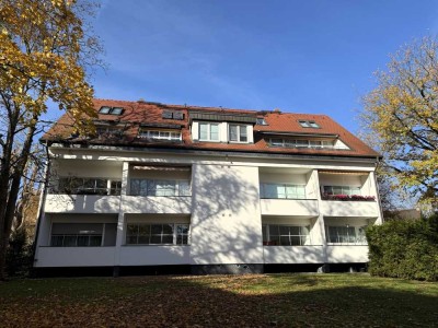 Ruhiglage Dorfkirche Lichterfelde - Eigentumswohnung im Hochparterre mit gartenseitiger Loggia