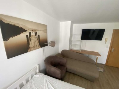 Schöne 1,5 Zimmer Wohnung mit Tiefgaragenplatz