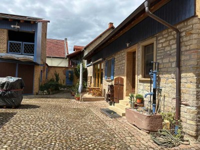 Zwei Bauernhäuser / Hofreite inkl. 700 qm Baugrund