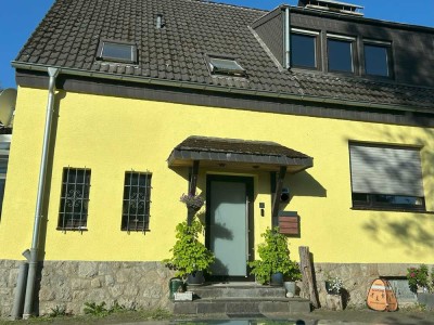 Charmantes und gepflegtes Einfamilienhaus mit Garage in Aachen-Oberforstbach