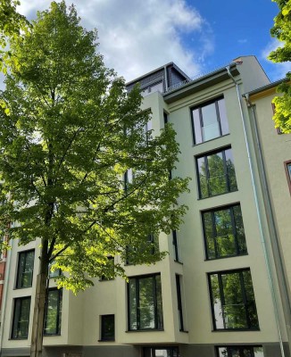 Großzügige, helle 3 Raum Erdgeschosswohnung großer Gartenterrasse + Stellplatz