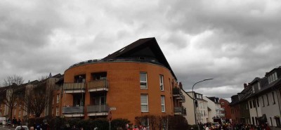 Gepflegte 4,5-Zimmer Maisonette-Wohnung im 3. OG in Troisdorf