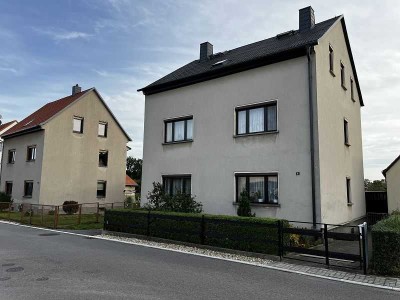 Fockendorf: EFH / ZFH mit großem 1.570 m² großen Grundstück, SÜDAUSRICHTUNG !!!