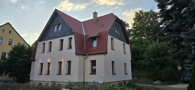 Erstbezug nach Sanierung – 3 Zimmer, EBK & Garten in Pöhlau