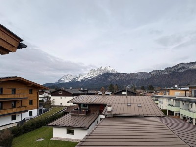 Moderne Penthousewohnung in St. Johann (06081)