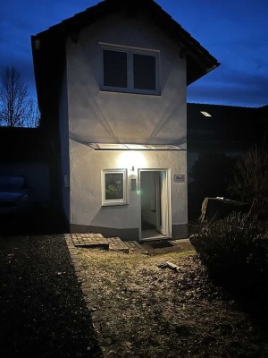 Freundliche 1-Zimmer-Erdgeschosswohnung mit Balkon in Blankenheim