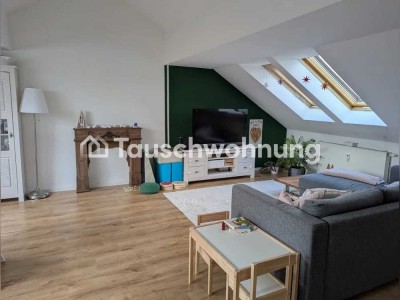 Tauschwohnung: Helle DG Wohnung im Altbauin Elbnähe
