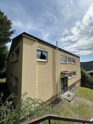 Ideal für Singles oder Paare: 2-Zimmer Wohnung mit Balkon in Bad Liebenzell