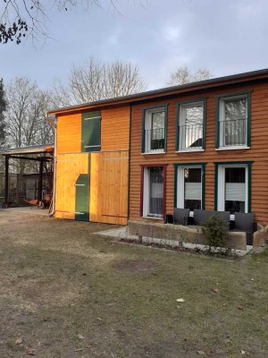 Helle 2-Zimmer-Wohnung - wie ein kleines Haus- Ostsee nah