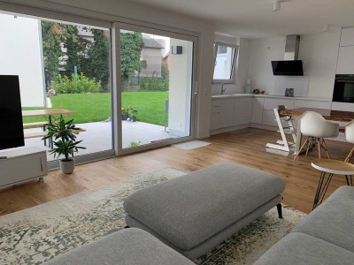 3-Zimmer Gartenwohnung mit gehobener Innenausstattung mit EBK in Radolfzell