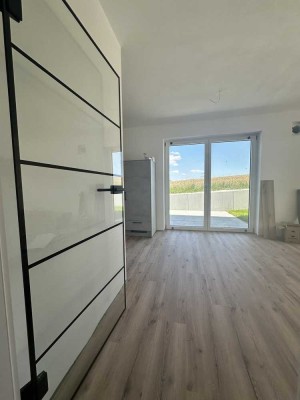 ☀️�Erstbezug Energiespar-Doppelhaushälfte mit viel Privatsphäre �☀️