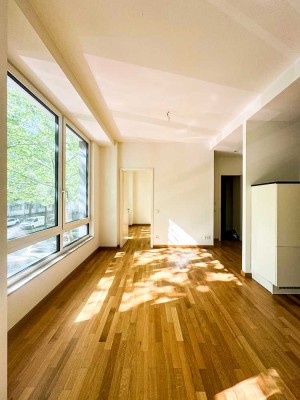 City-West: Bezugsfreie Loft-Wohnung mit großen Fenstern und moderner (energetischer) Ausstattung