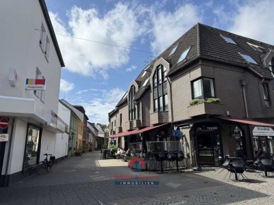ST.- TÖNIS - FREI FÜR EIGENNUTZER - DREI ZIMMER WOHNUNG - ZENTRAL IN DER FUSSGÄNGERZONE GELEGEN
