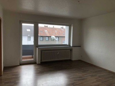 Schöne 2-Zimmer-Wohnung mit Balkon am Schloss Horst!!!