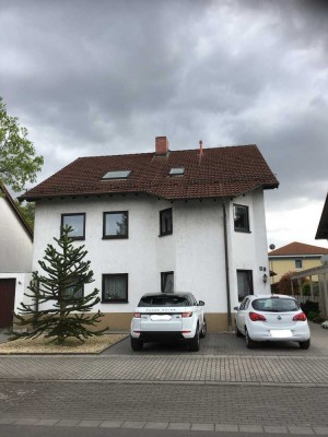 Gepflegte Dachgeschosswohnung in ruhiger Lage in Worms Hochheim