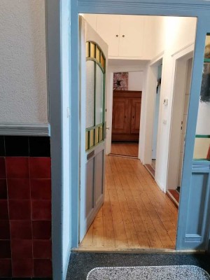 Exklusive, modernisierte 3-Raum-Hochparterre-Wohnung mit gehobener Innenausstattung in Hannover