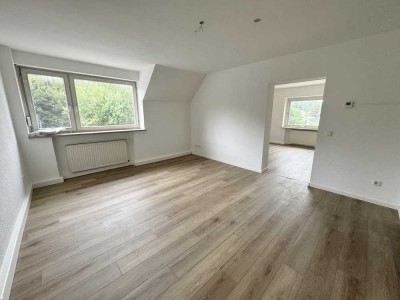 Renovierte Maisonette-Wohnung mit Wintergarten