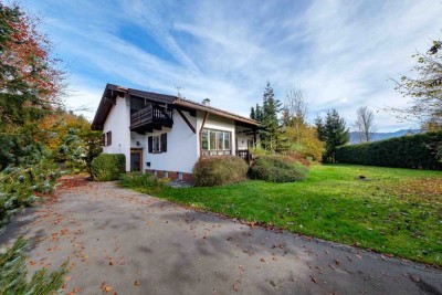 RESERVIERT! Ruhig gelegenes Landhaus - Einliegerapartment - Indoorpool