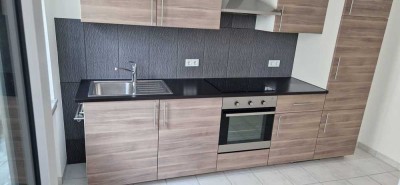 Zentrale Lage nähe Fußgängerzone: Schöne 2-Zimmer-Wohnung in Kaiserslautern