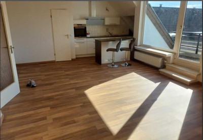 Charmante 3-Zimmer Maisonette-Wohnung in zentraler Lage von Frechen