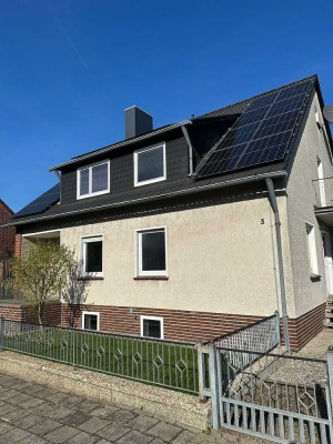 Erstbezug nach Sanierung mit Balkon und Einbauküche: Attraktive 3-Zimmer-EG-Wohnung in Wietzendorf