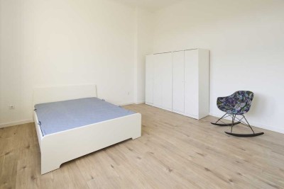 Zentrale Lage / WG-Zimmer in historischer Stadtvilla