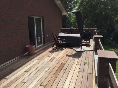 Freundliche 2-Zimmer-Dachgeschosswohnung mit gehobener Innenausstattung mit Dachterasse in Hameln OT