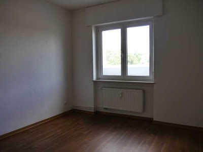 ﻿Schöne 2-Zimmer-Wohnung mit Tageslichtbad und Balkon im Limes-Quartier zu vermieten
