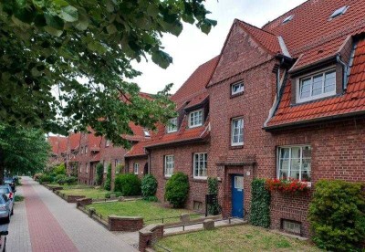 Schöne Erdgeschosswohnung in denkmalgeschütztem Haus!