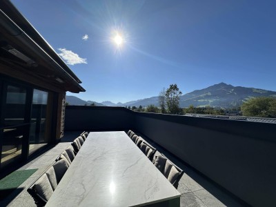 Maisonette-Dachgeschoss mit Dachterrasse &amp; atemberaubenden Panoramablick, Whirlpool &amp; Sauna