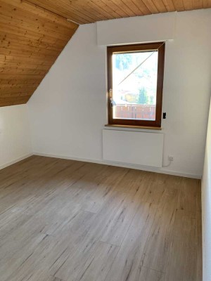 Moderne, renovierte 4,5-Zimmer-Wohnung in Bergfelden