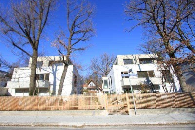 Moderne Gartenwohnung+SW-Terrasse im Villenviertel nahe Pasinger Stadtpark + EBK + Parkett + 2 Bäder