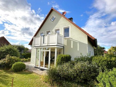 Gepflegtes Einfamilienhaus mit Garten und Garage in guter Lage von Marktredwitz