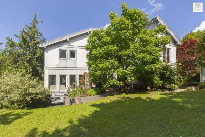 Architektenvilla umgeben von einem idyllischen Gartenjuwel in Ober St. Veit - Wohnen mit Potenzial und Raum für Ihre persönliche Vision