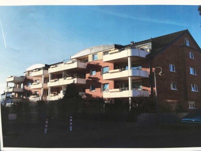 Ansprechende und modernisierte 2-Zimmer-Dachgeschosswohnung mit Balkon in Hilden