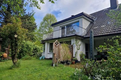 Einfamilienhaus mit 2 WE für Handwerker