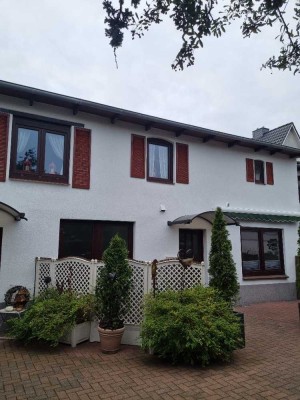 großzügige 4,5 Zi.-Wohnung in ruhiger Lage