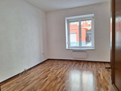Kompakte 2-Zimmer-Wohnung mit Garten – ruhig und zentral