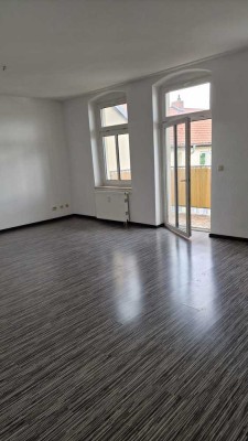 Geräumige 2 Zimmer-Wohnung in Neustadt